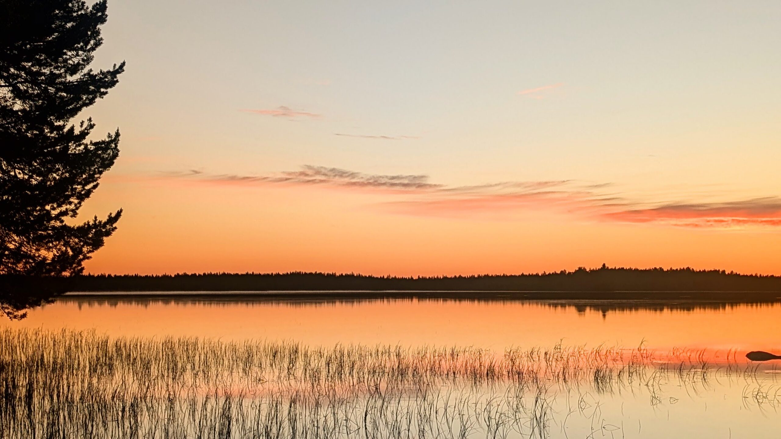 Auringonlasku Suutarinjärvellä